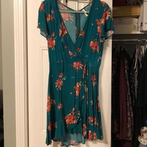 Floral green dress, Xhilaration M